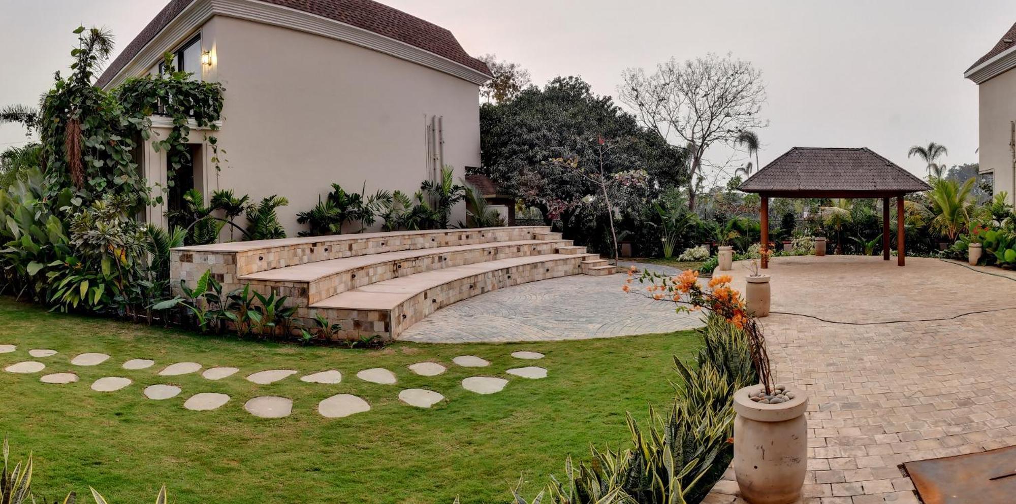 Maira Resort And Convention Centre Rāipur Eksteriør billede
