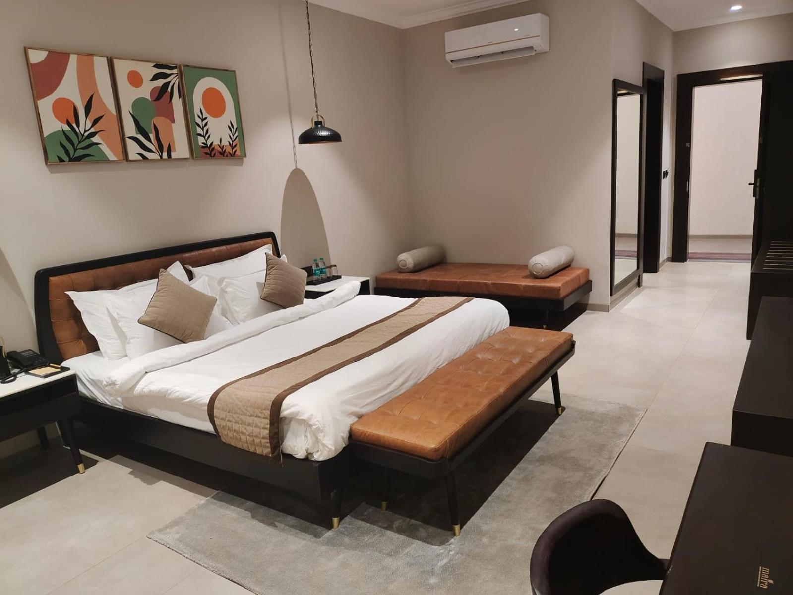 Maira Resort And Convention Centre Rāipur Eksteriør billede