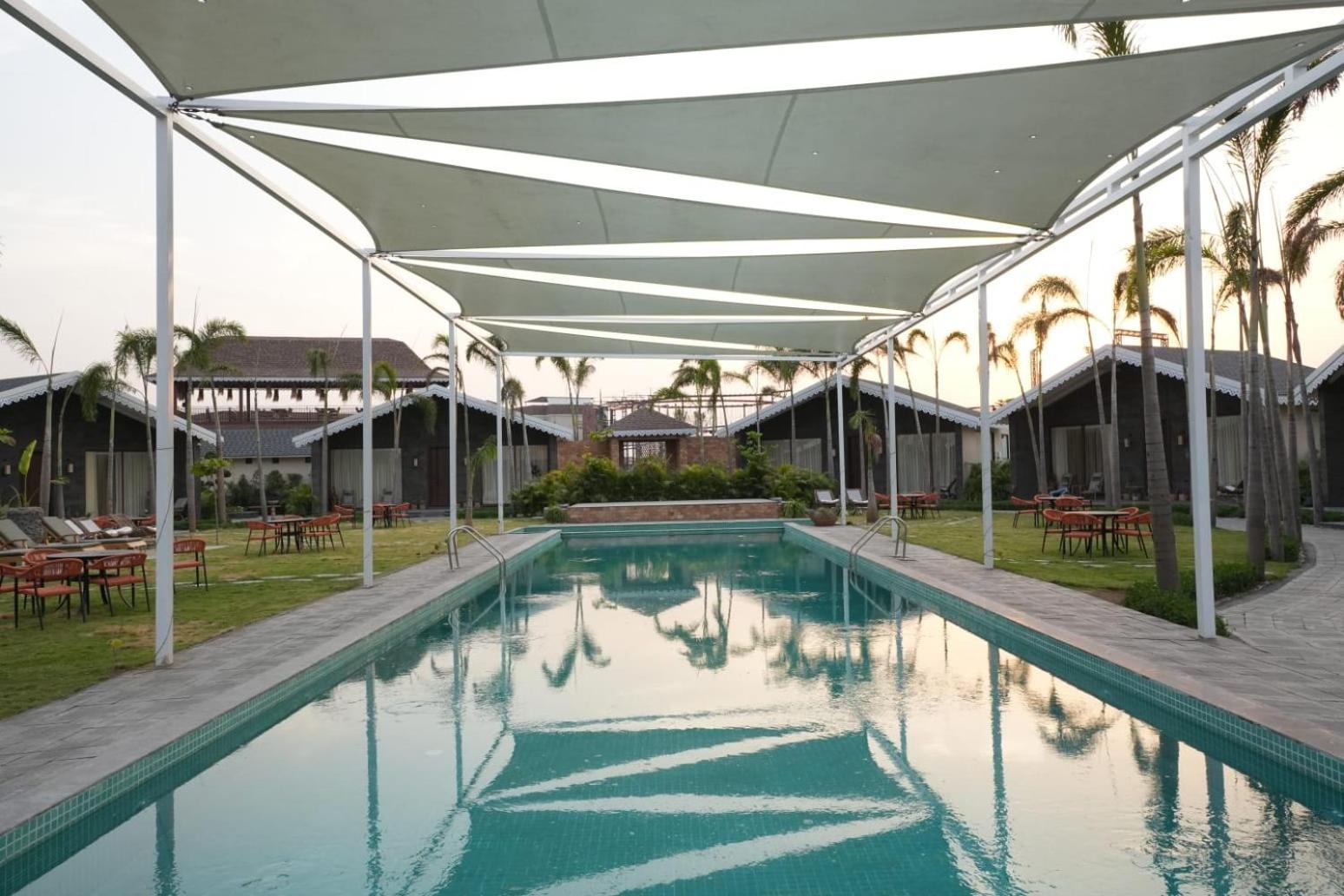 Maira Resort And Convention Centre Rāipur Eksteriør billede